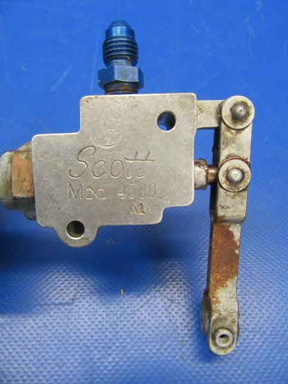 Mooney M20C Parking Brake Reservoir w / Scott Valve P/N 4500, 7116 (1018-242)