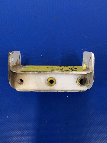 Beech Baron 58 Bracket Aileron Hinge INBD P/N 35-135025-36 (0217-13)