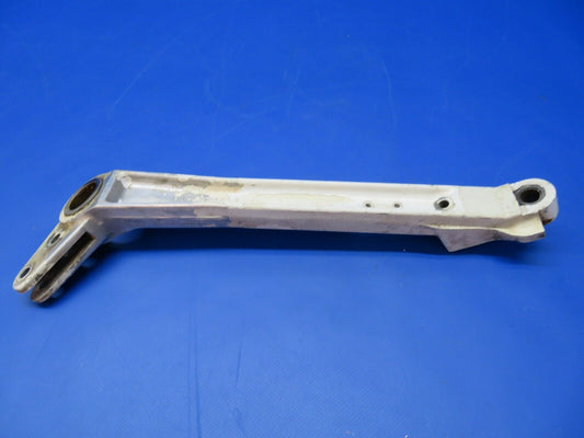 Piper PA-31 Main Gear Side Link AFT LH P/N 29507-3 Casting # 57444-3 (1022-324)