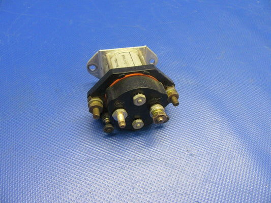 Beech Baron 58 Cutler Hammer Relay 28V P/N MS24187-D1 (0521-474)