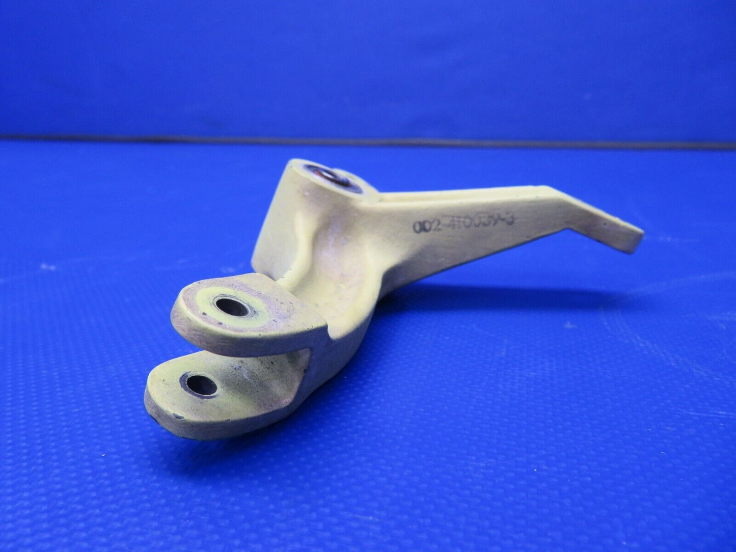 Beech 58 Baron Bellcrank Rudder Control RH P/N 35-524138-2 (0521-64)
