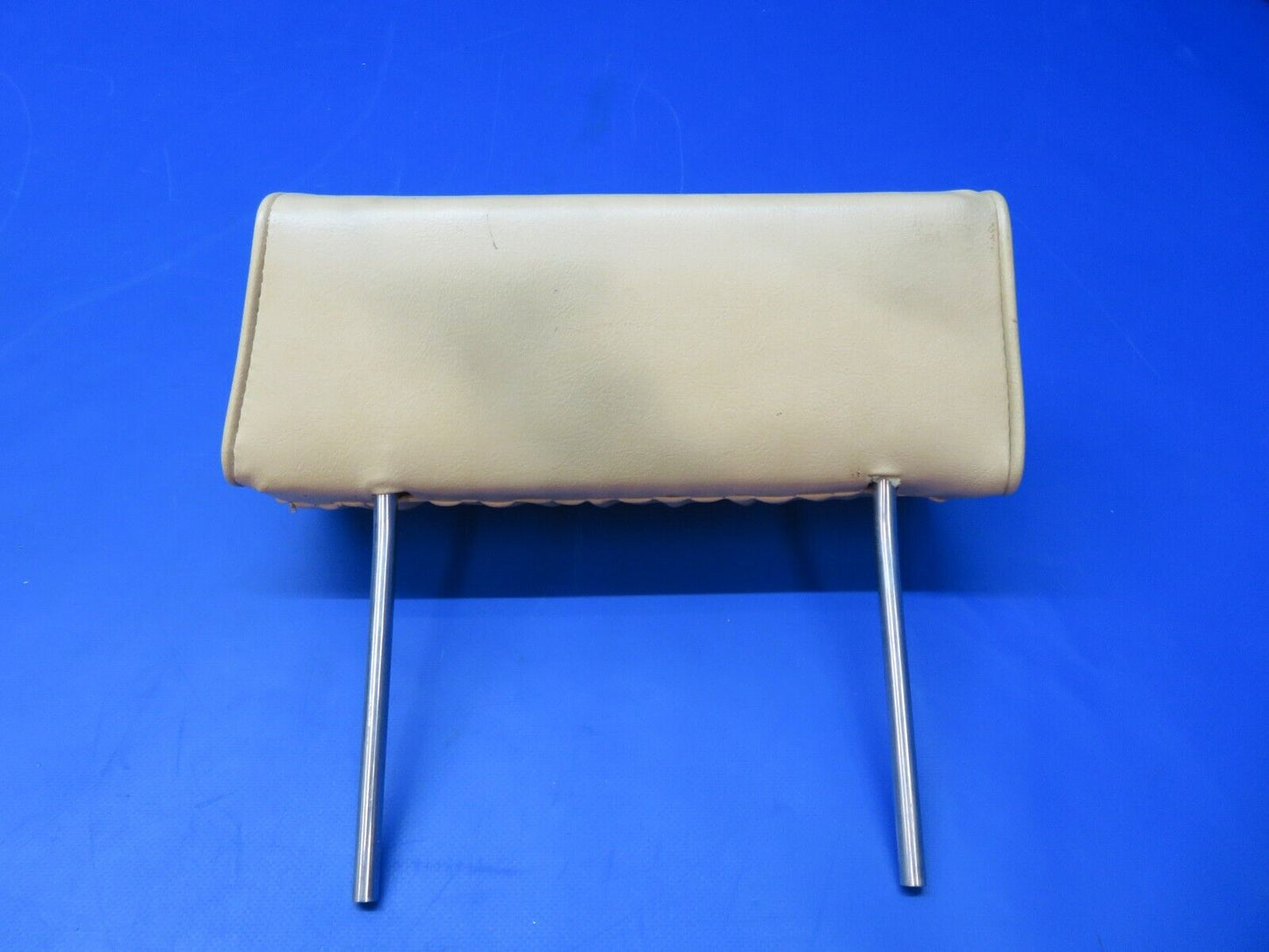 Beech 95-B55 Baron Folding 5th / 6th Seat P/N 96-534051-3 (1222-879)