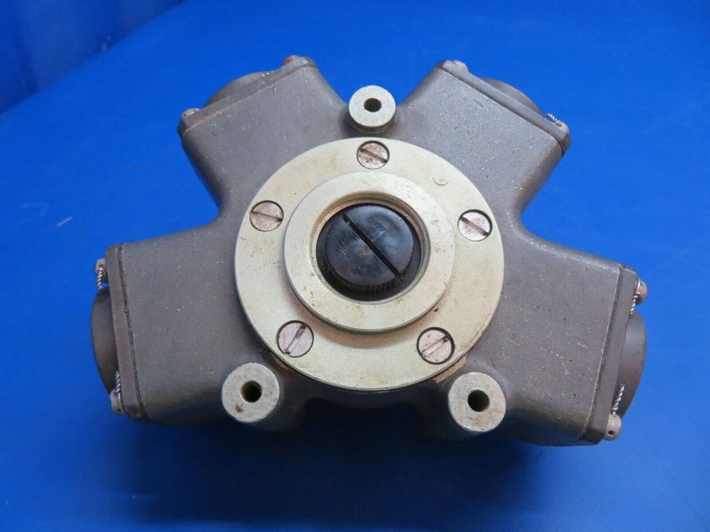 Aero Supply MFG Co. 1938/1939 Vintage Fuel Cock Assy P/N 14300 (1022-742)