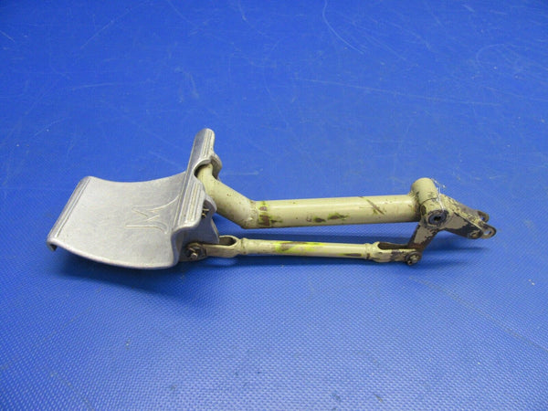 Mooney M20G Rudder Pedal Pilot / RH P/N 720016-002 (0921-316)