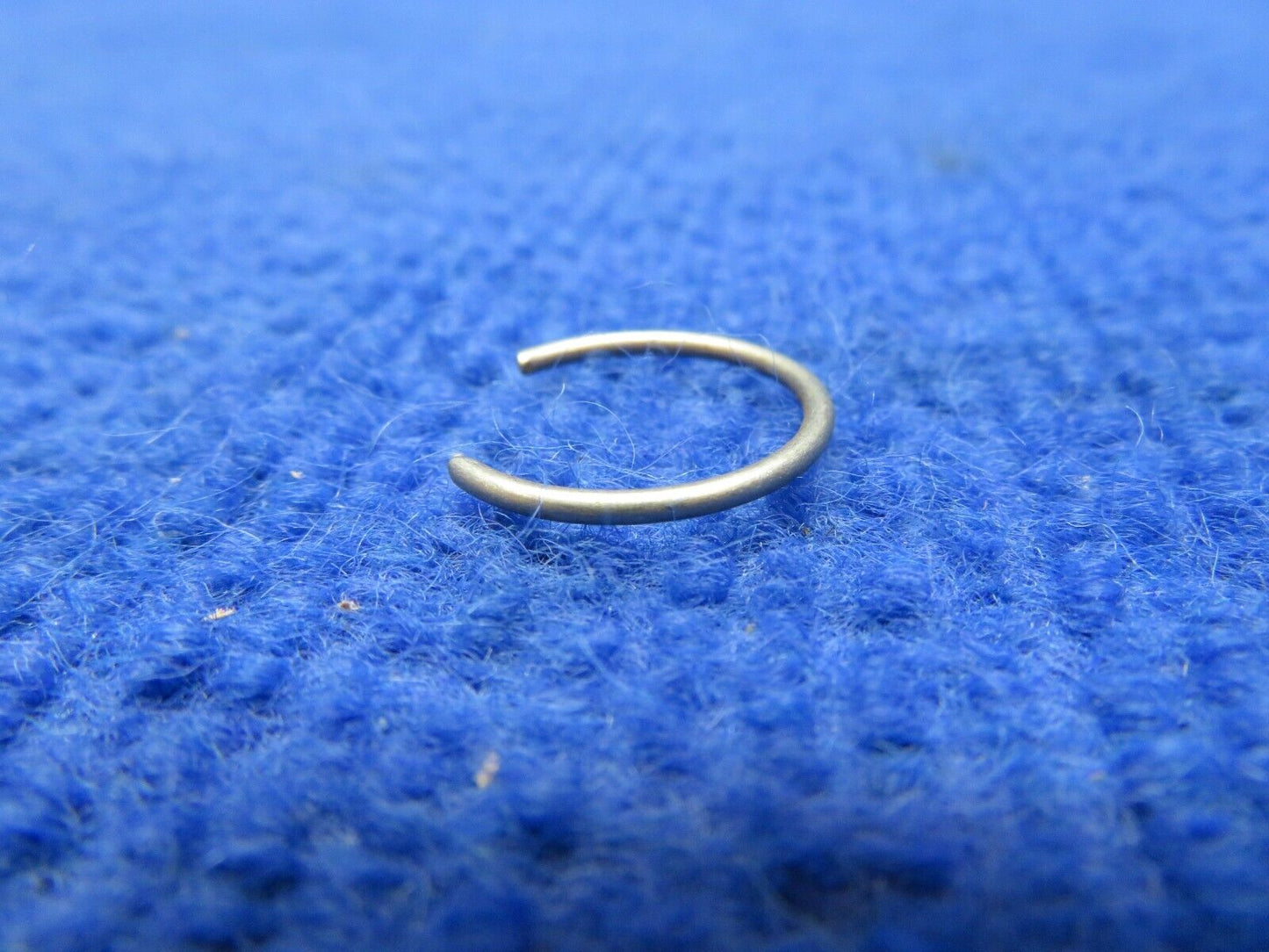 Lycoming Circlip .724 Diameter x .063 Wire P/N STD-136 NOS (0722-723)