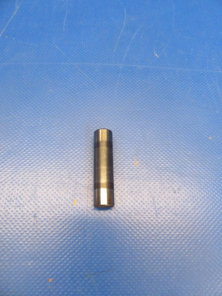 Cessna R182 Roller Piston Main Gear P/N 1281019-1 (0318-60)