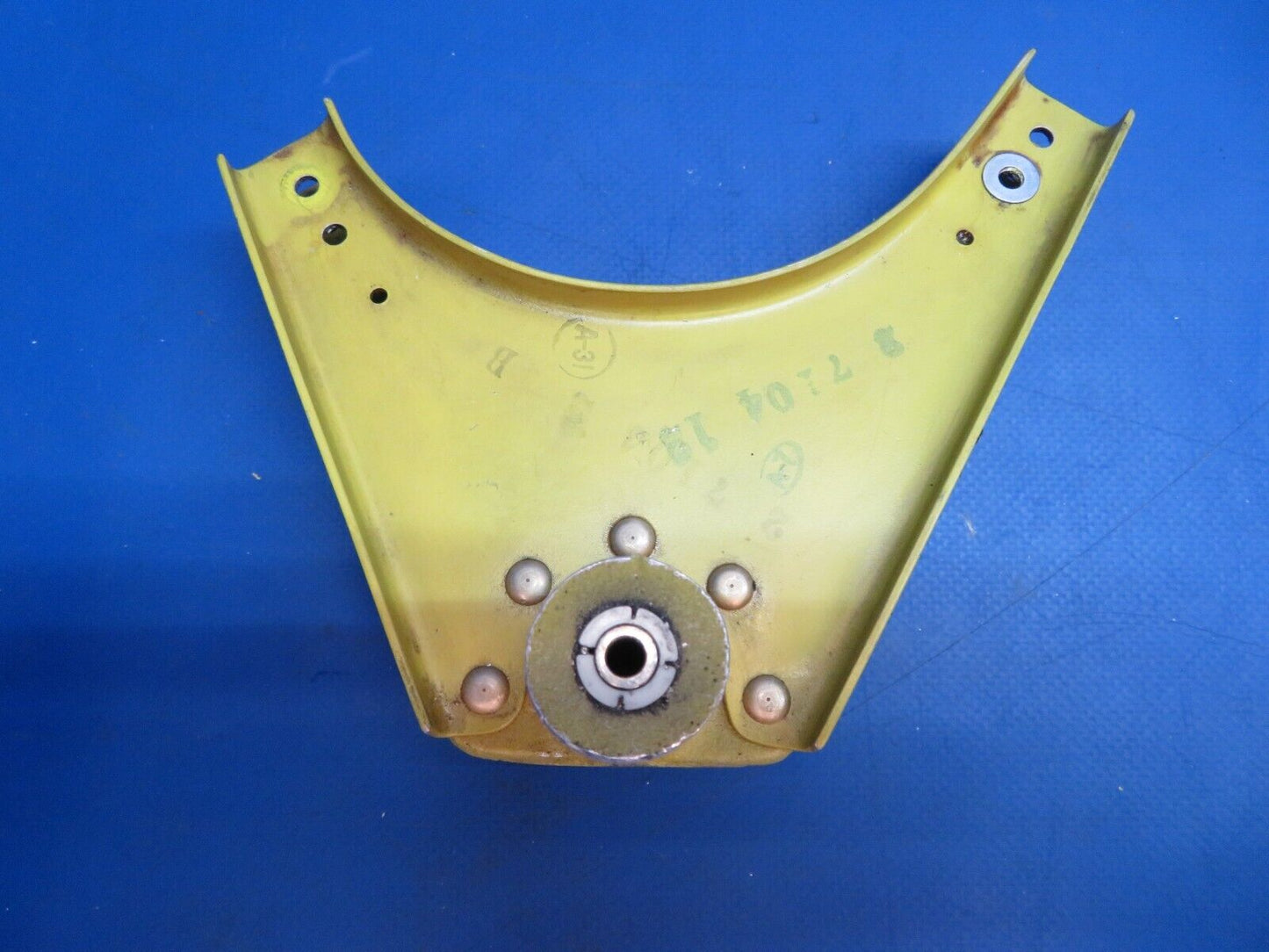 Lake LA-4-200 RH Bellcrank Assy Aileron Trim Controls P/N 2-7104-2 (1222-958)