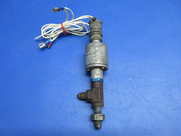 Piper PA-34 Consolidated Controls Pressure Switch P/N 214C40-1-49 (0523-390)