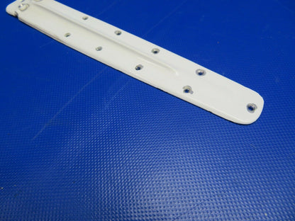 1960 Cessna 210 Upper Hinge RH Door P/N 0711037-12 (0321-138)