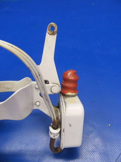 Beech Baron Switch Assy Landing Gear Safety P/N 95-361015-601 (1117-153)