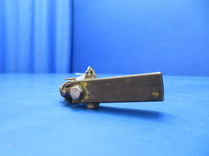 Mooney M20 / M20C Trim Control Tube Assy P/N 915026-13 (1023-372)