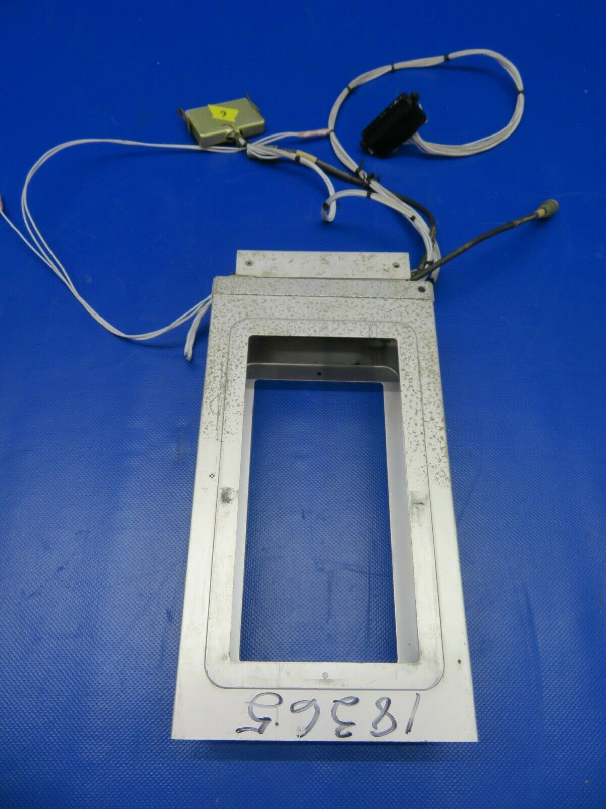 King KX 175B Nav Comm w/ Connector & Tray 14V 069-1019-00 PARTS (0221-62)
