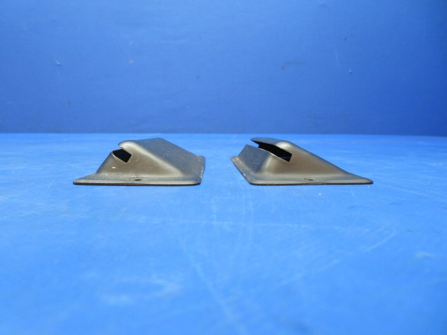 Piper PA-28-140 Defroster Air Outlet P/N 65318-00 LOT OF 2 (0823-367)