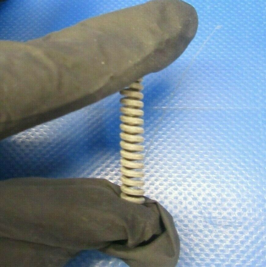 Cessna Spring P/N 0742172-1 NOS (0419-290)