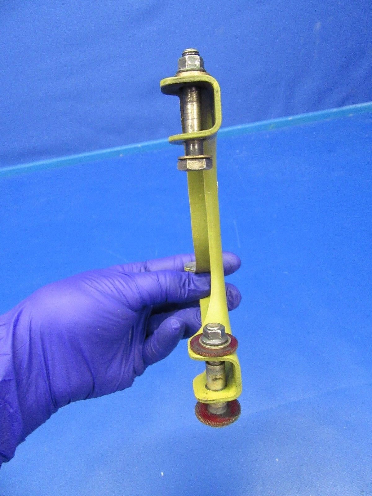 Beech Baron 58P Arm Assy LG Main P/N 35-815007-4 (0418-21)