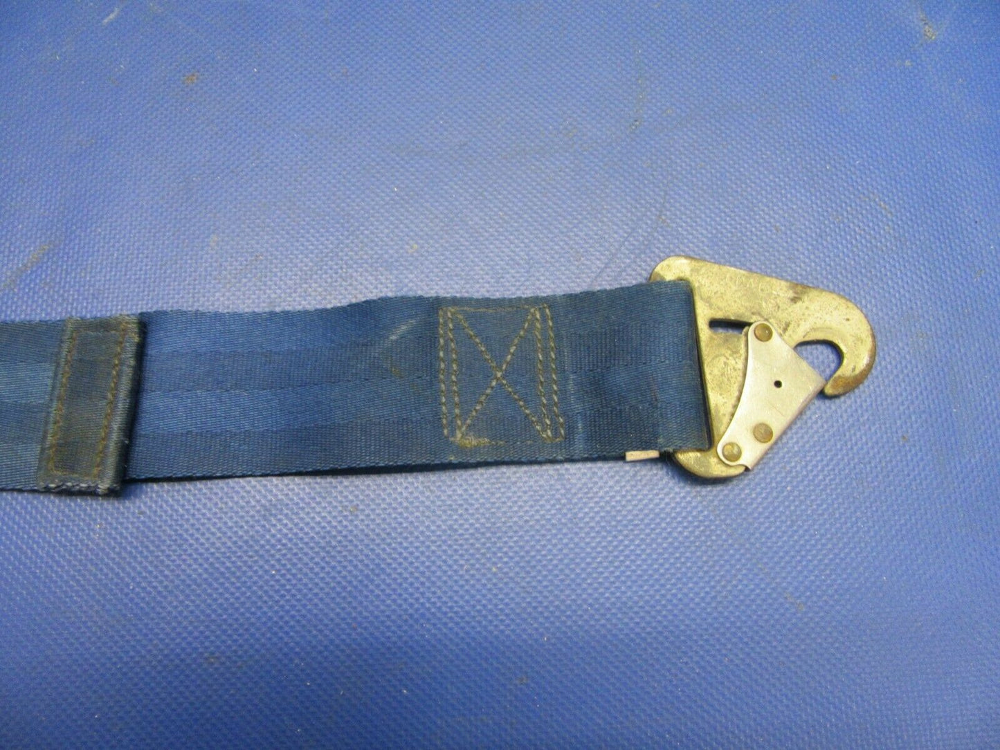 Mooney M20G Davis Aircraft Products Lap Seat Belt Rear RH 1700-46-28 (0921-426)