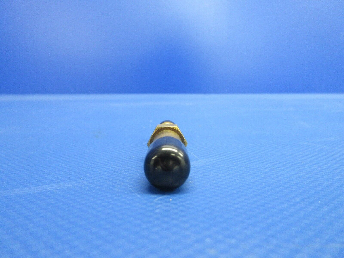 Continental 520 Fuel Injector Nozzles P/N GT14D LOT OF 6 (0124-1255)