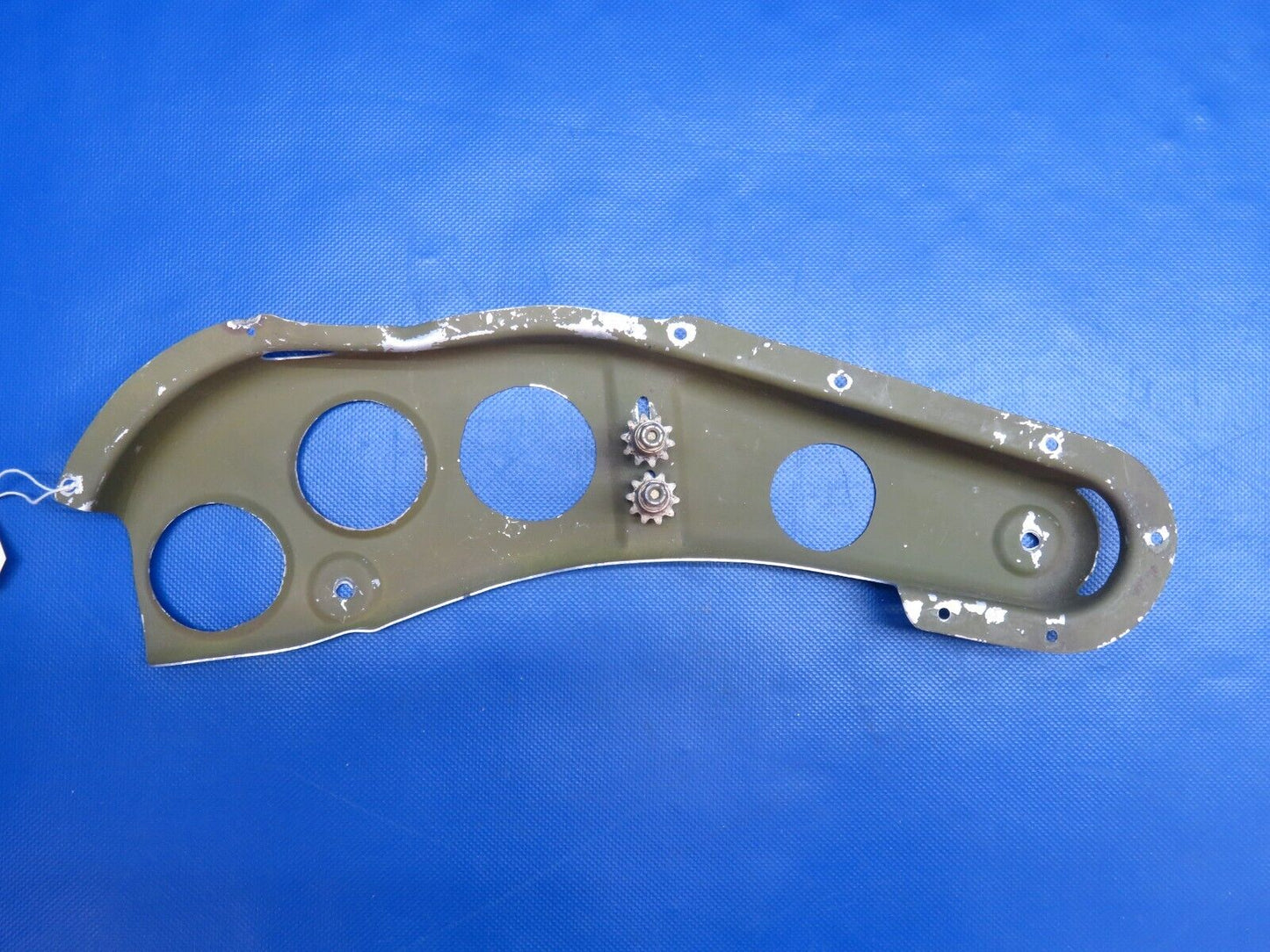Cessna 210 Gaud Elevator Trim Chain P/N 1261633-4 (0124-1068)