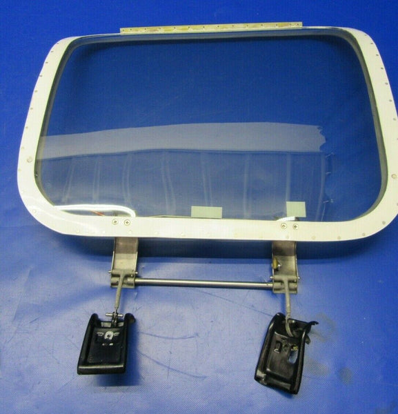 Beech Baron 95-A55 RH Rear Emergency Exit Window P/N 35-410291-147 (0420-263)