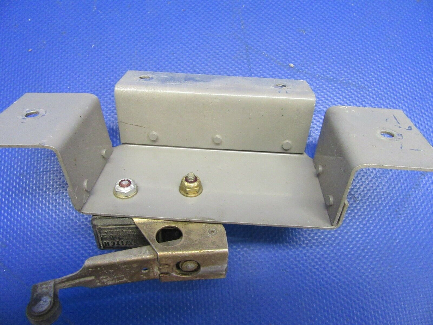Beech 95-B55 Baron Cabin Heat Switch P/N MS25026-1 (0721-317)