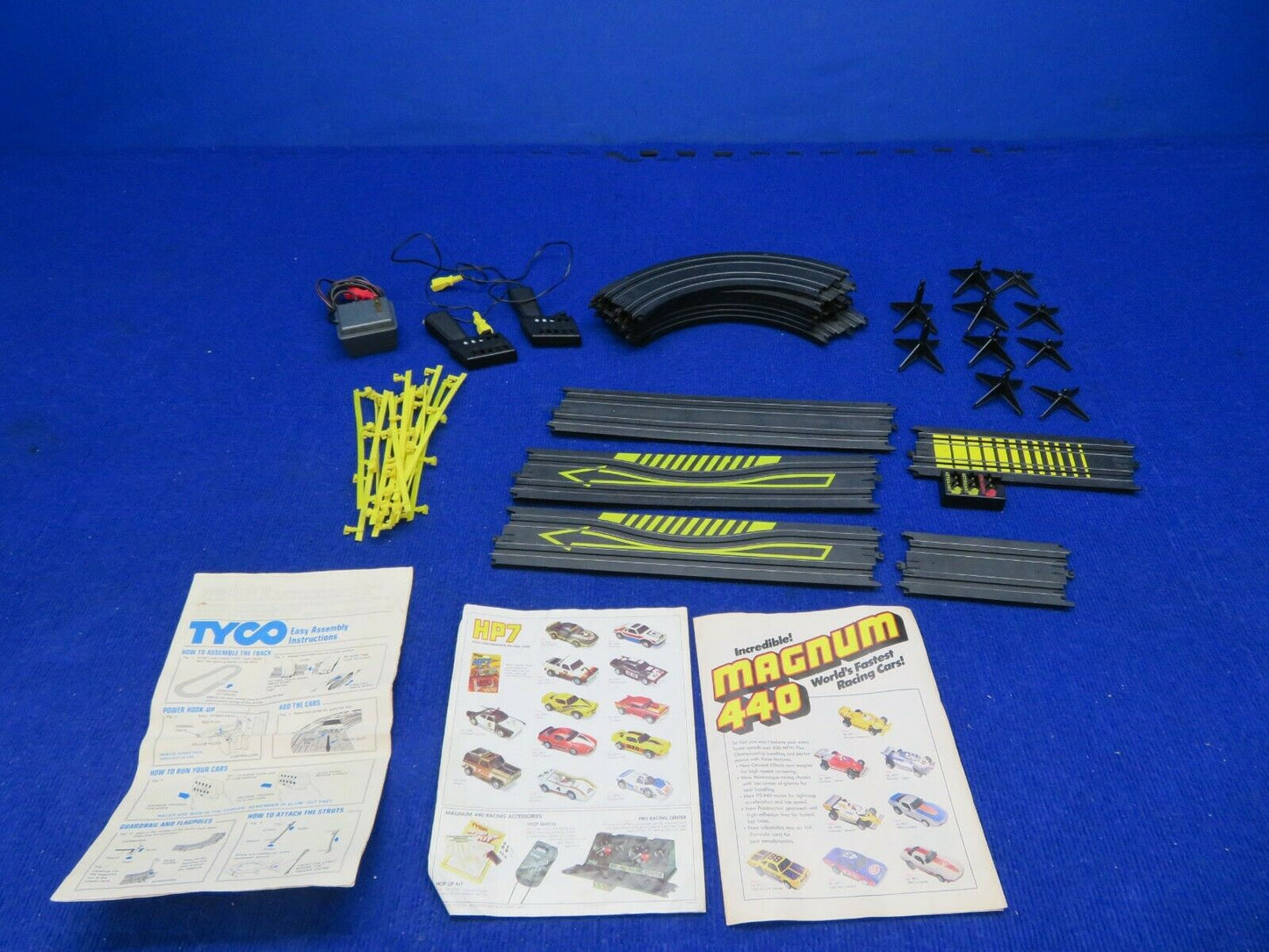 Tyco 6208 Days of Thunder Slot Car Track -No Cars (0322-12)