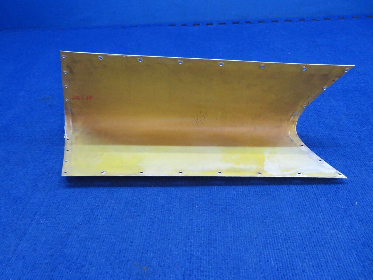 Piper PA-31 Navajo RH Wing Leading Edge Access Panel P/N 40626-01 (0722-364)