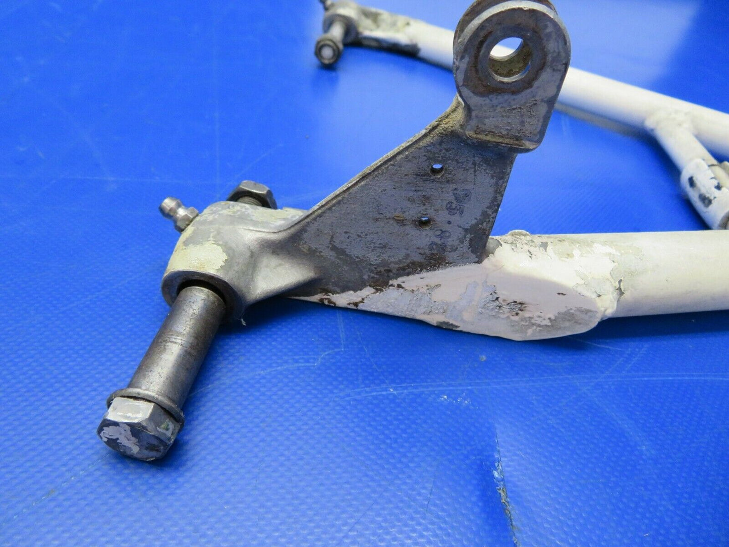 Beech Baron 95-B55 Nose Gear Retract Brace Welded P/N 002-820018-3 (0620-534)