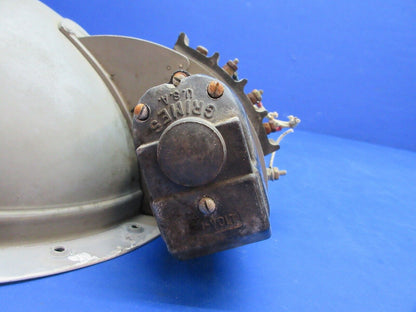 Cessna 310 / 310F Grimes Retractable Landing Light P/N G-3801A-1A (1123-817)