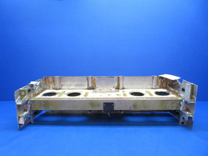 Piper PA-28-140 Spar Box Assy LWR Cockpit P/N 66689-00 (1123-125)