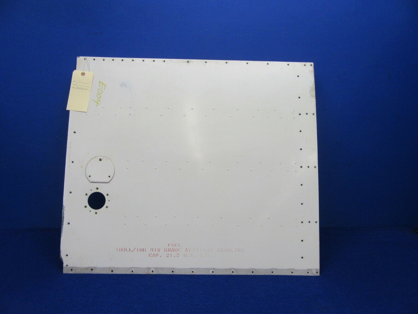 Cessna 172 Fuel Tank Cover LH P/N 0523521 (1221-440)