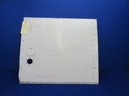 Cessna 172 Fuel Tank Cover LH P/N 0523521 (1221-440)