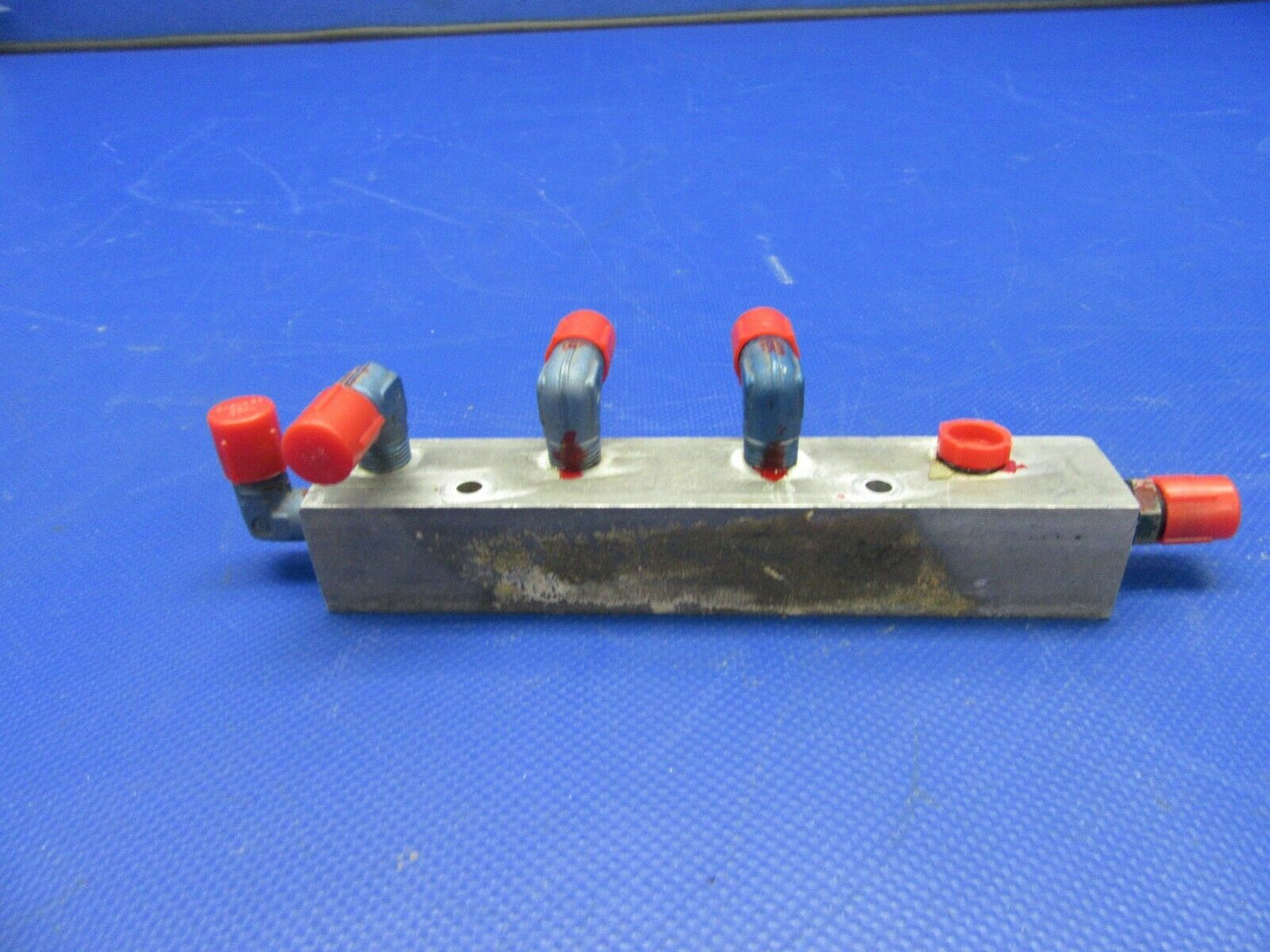 Piper PA-28R-180 Arrow Hydraulic Manifold LH 67520-00, 67520-000 (0621-535)