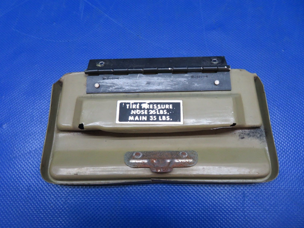 Grumman Yankee Trainer / TR-2 AA-1B Glove Box Assy P/N 102318-501 (0224-116)