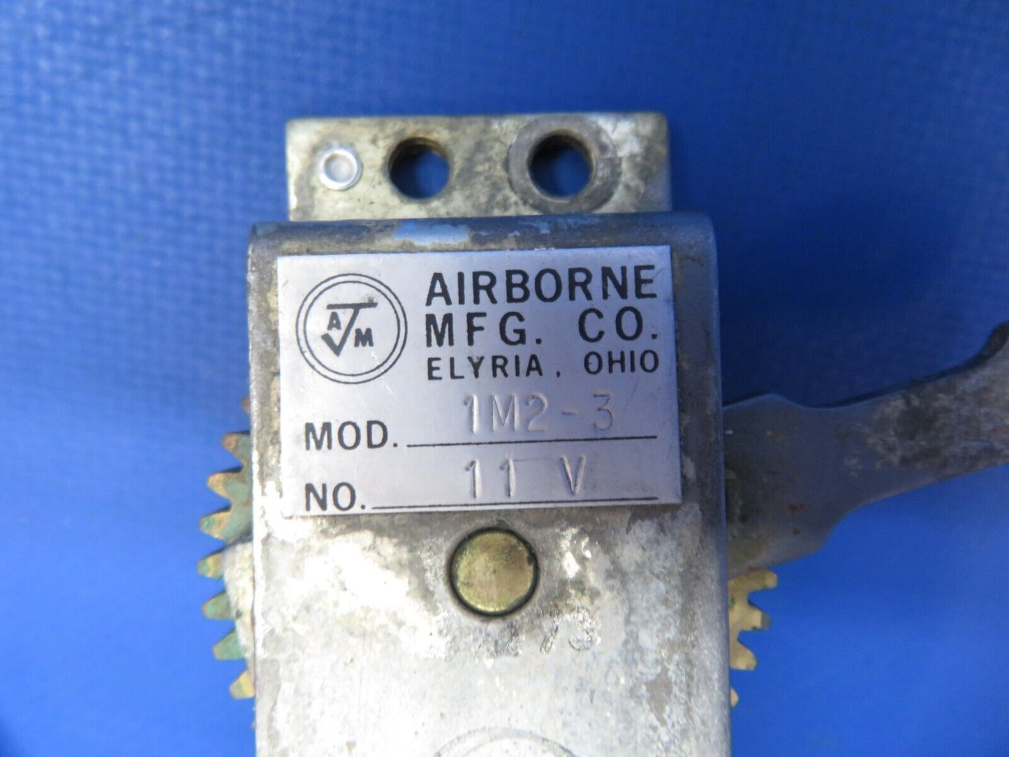 Cessna 310 / 310Q Airborne LH Gear Box Fuel Selector  P/N 5015104-3 (0823-622)