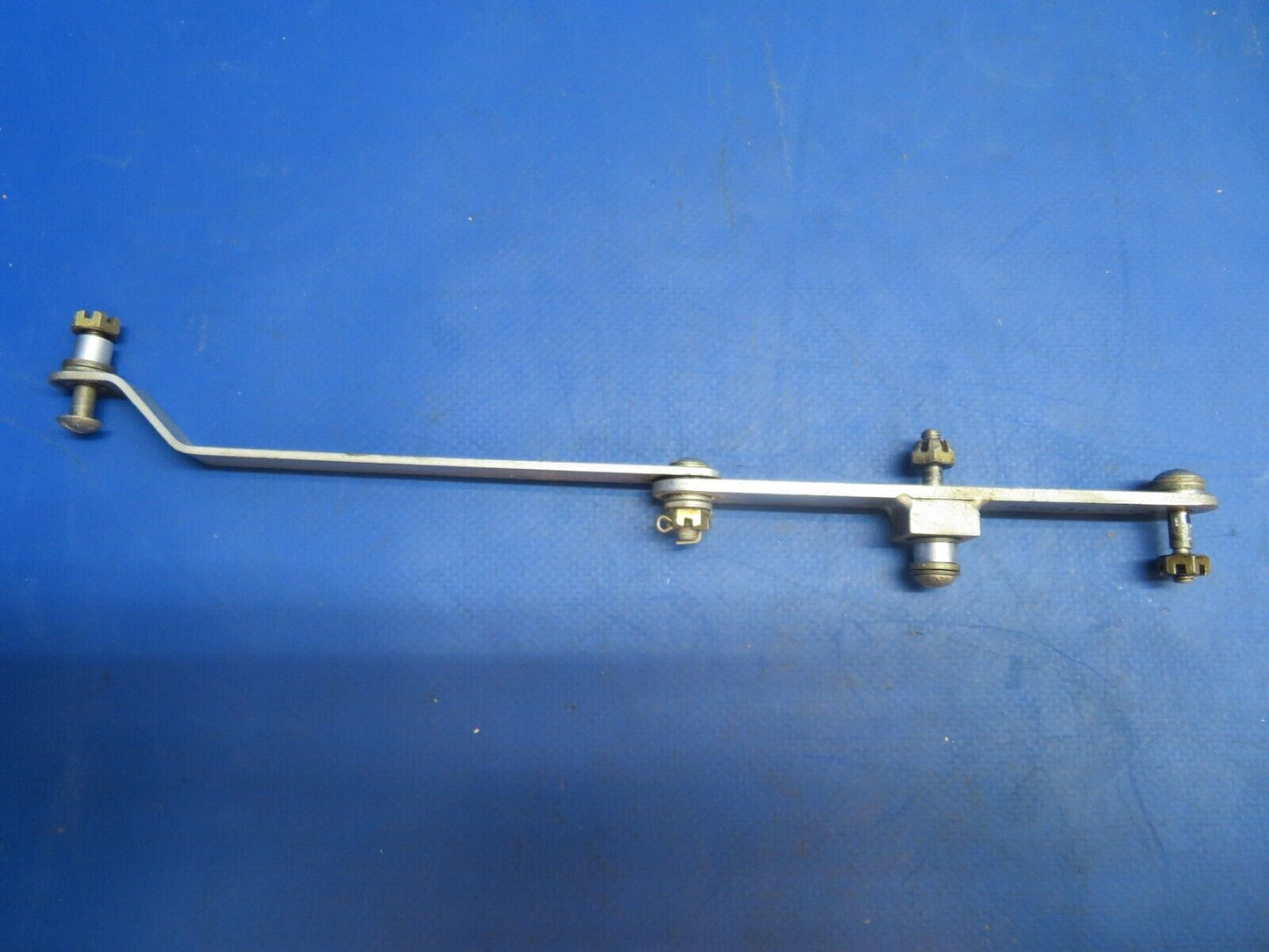 Piper Aerostar 602P Arm & Bellcrank Aileron Control P/N 826003-15 (0123-619)