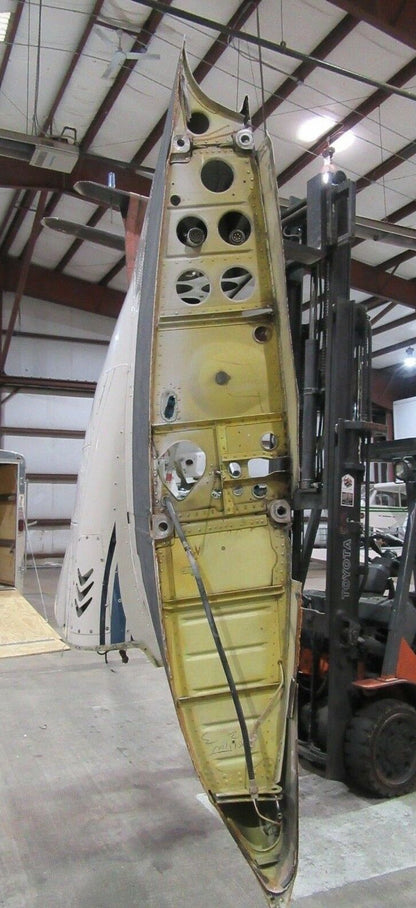 Beech Baron 58P Wing RH P/N 102-100010-602 (0918-313)