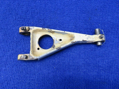 Cessna 310 / 310R Main Gear Torque Link LWR RH P/N 5141005-10 (0422-35)
