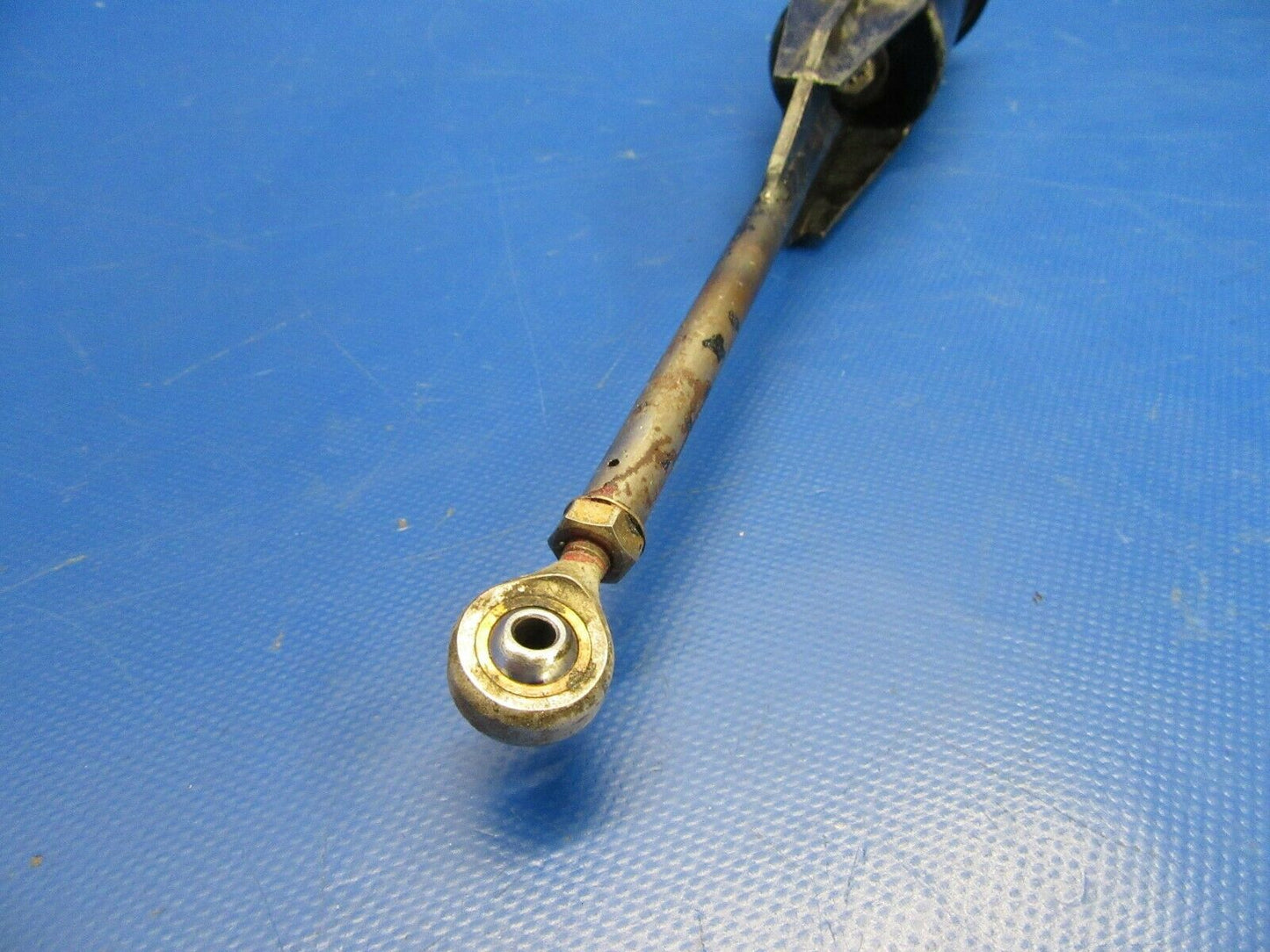 Piper PA-34-200T Seneca II Bungee Nose Wheel P/N 78543-00 78543-000 (1119-107)