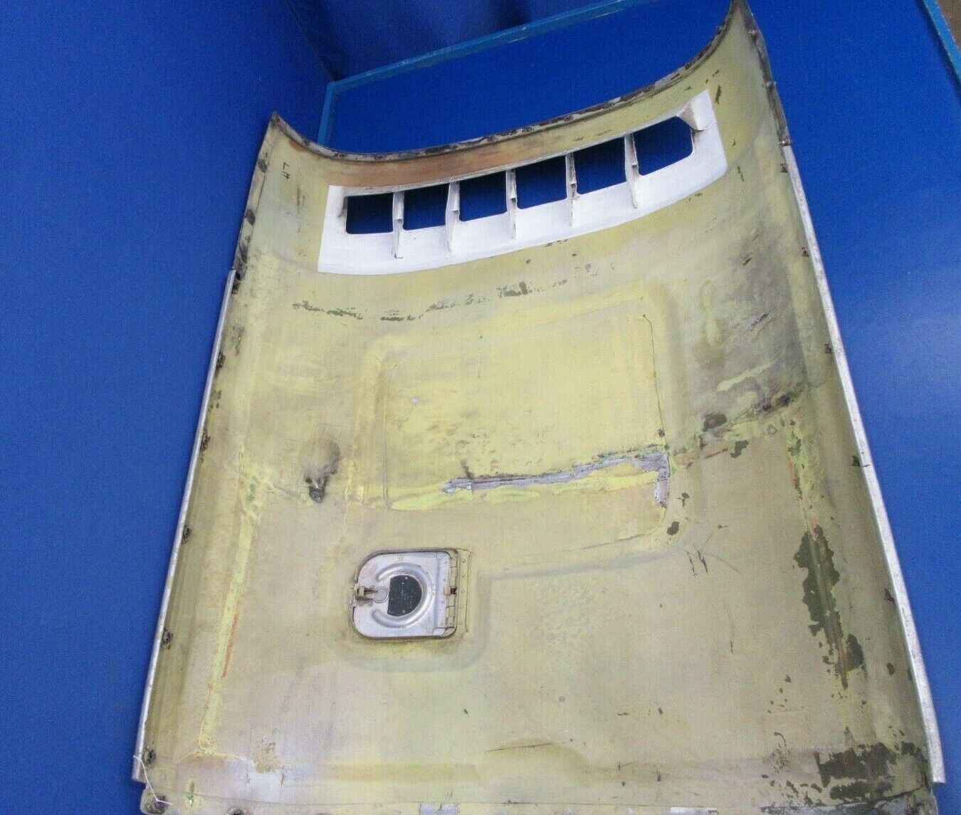 Cessna 310 / T310Q Cowl Shell Assy Upper LH 0851163-200 (0619-361)