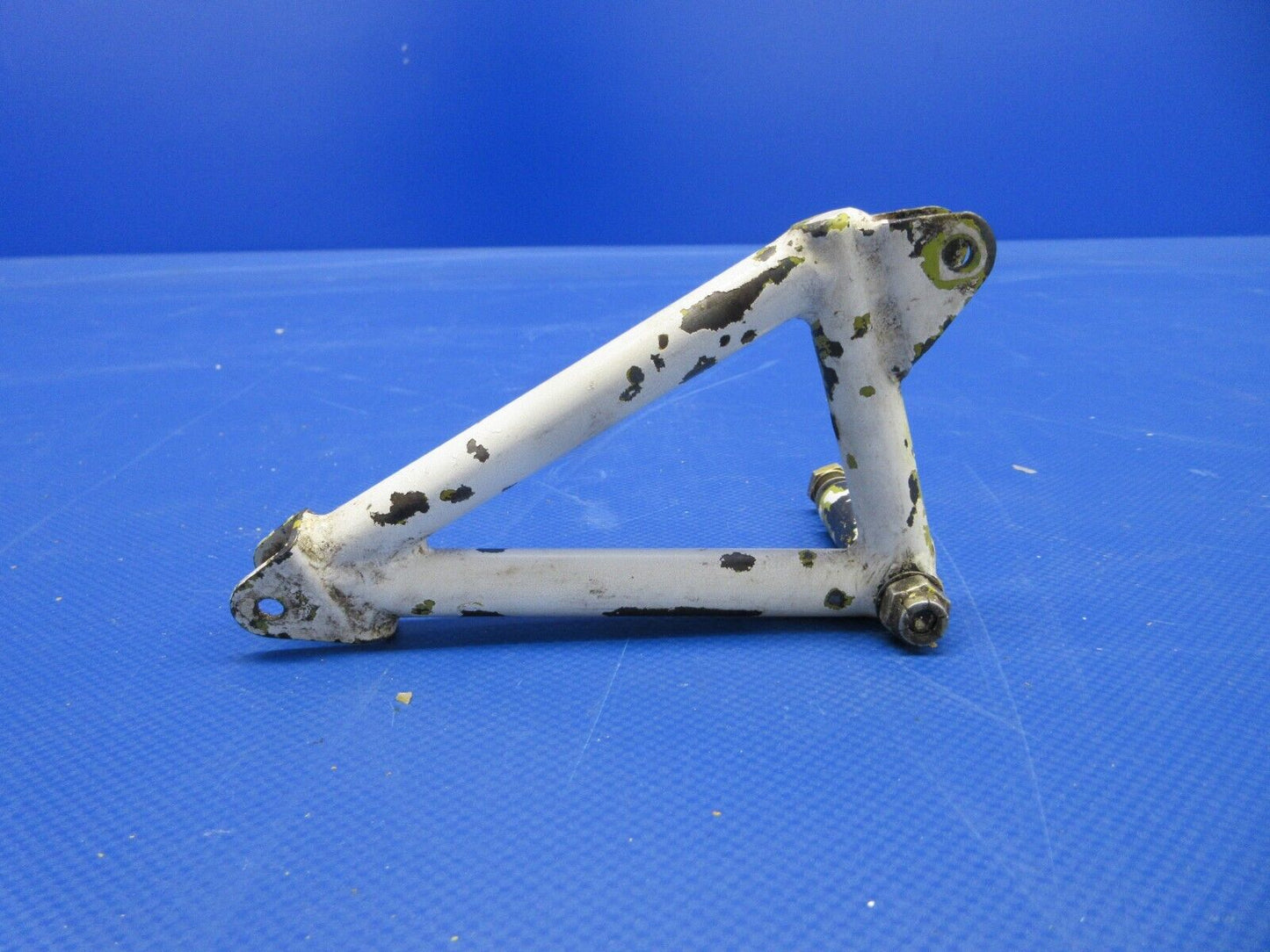 Mooney M20 / M20F RH Gear Retracting Bellcrank Assy P/N 560202-002 (0224-724)