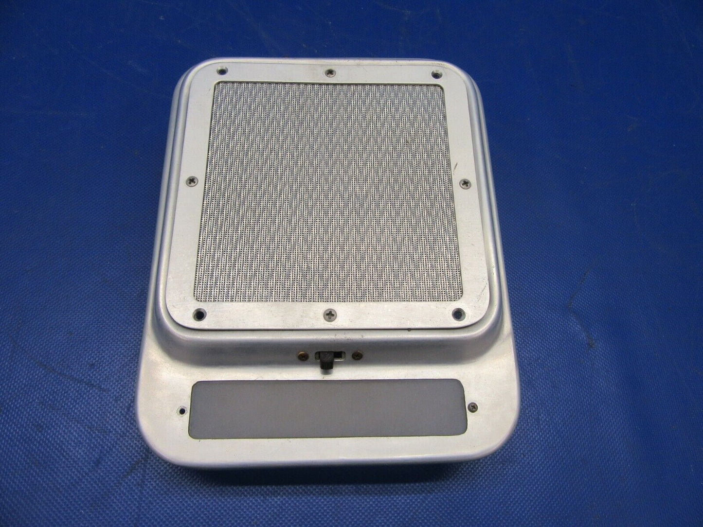 1955 Beech F35 Overhead Dome Light & Radio Speaker P/N 35-344140-602 (1021-398)
