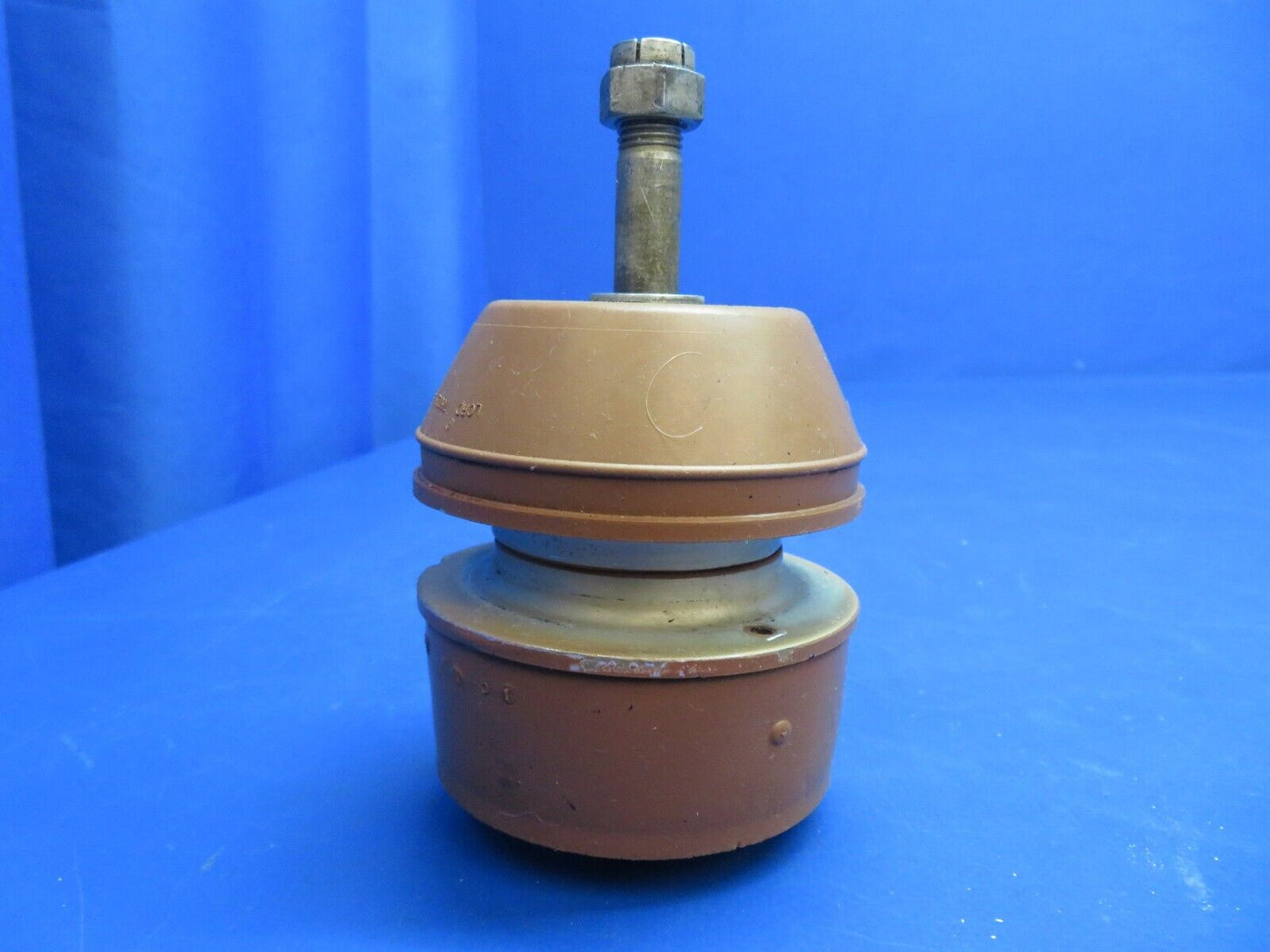 Piper PA-28-201T Dakota Engine Shock Mount P/N J-9613-58 LOT OF 4 (1222-652)