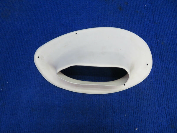 Cessna Strut Fairing P/N 0421002-4-D70 NOS (0522-541)