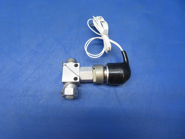 Beech 95-B55 Baron Aerospace TKS De-Ice Pressure Switch P/N PO41BD850 (0623-493)