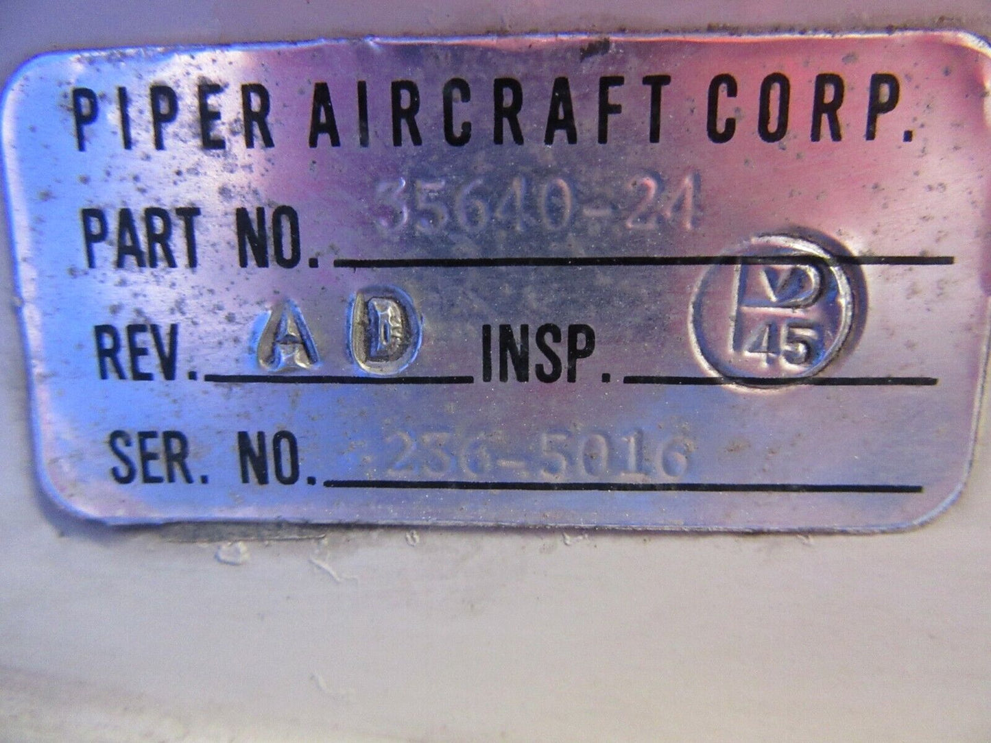 Piper PA-28 LH Aileron P/N 35640-24 (0223-212)