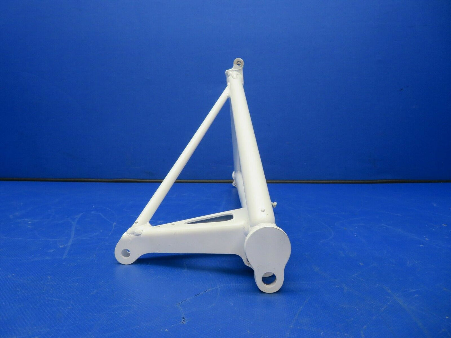 Beech Baron 95-B55 Brace Assy Main Gear RH P/N 35-815155-611 (0320-167)