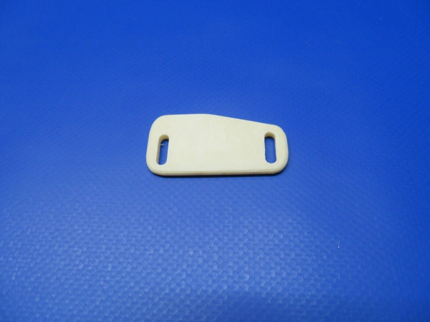 Piper Lock - Door Plate P/N 581-154, 40207-000 NOS (0922-326)