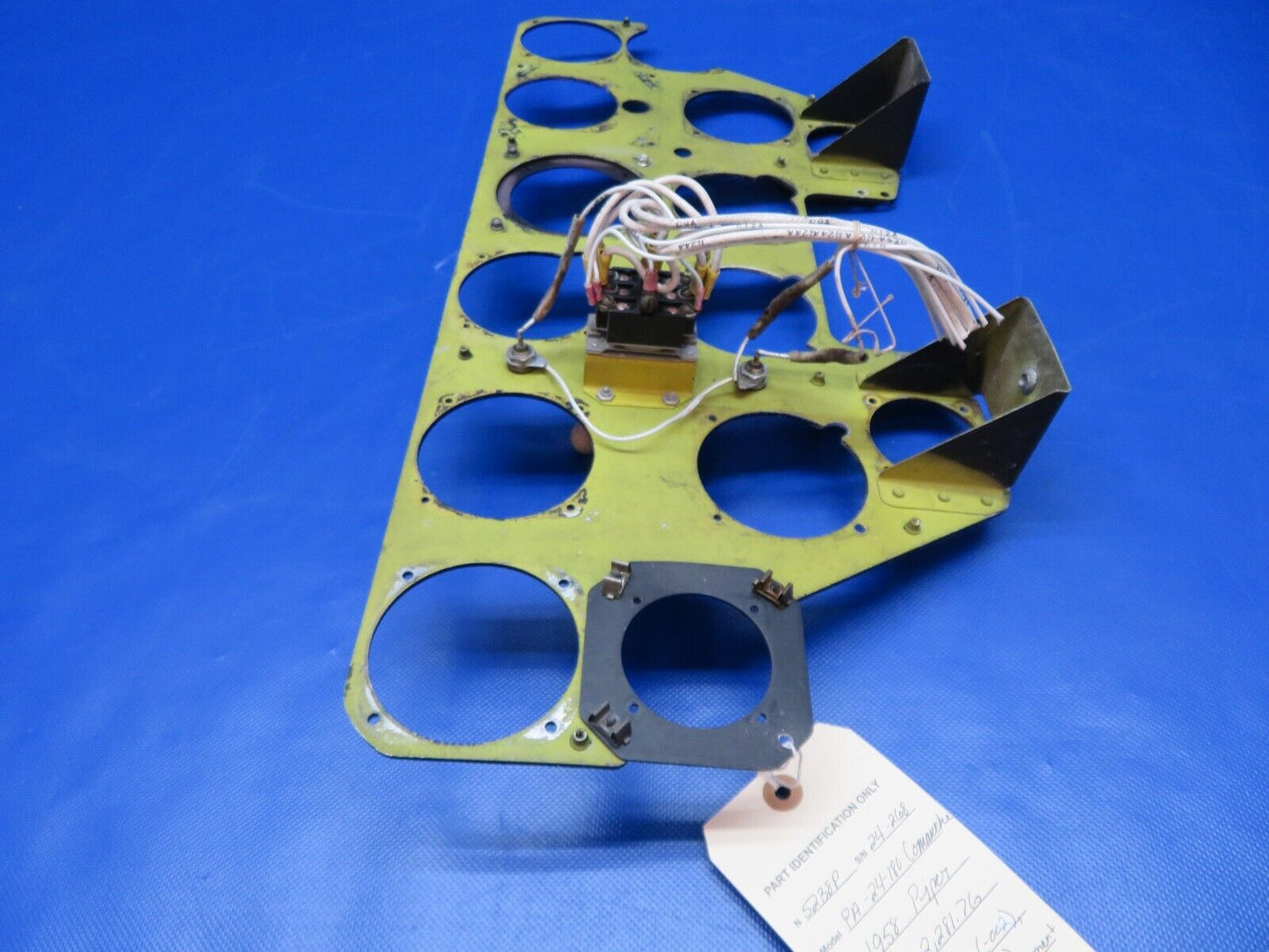 Piper PA-24-180 Instrument Panel w/ Cover P/N 20547-02 (1223-268)