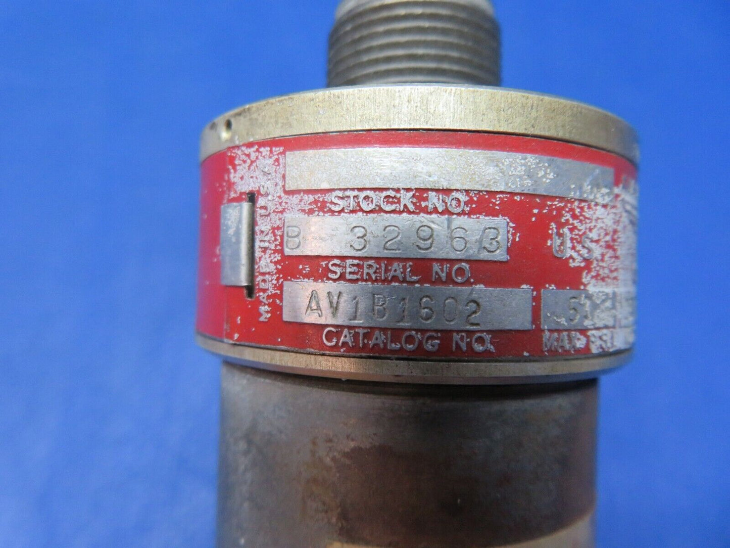 King Air Crossfeed Solenoid Value General Controls P/N AV1B1602 (1223-158)