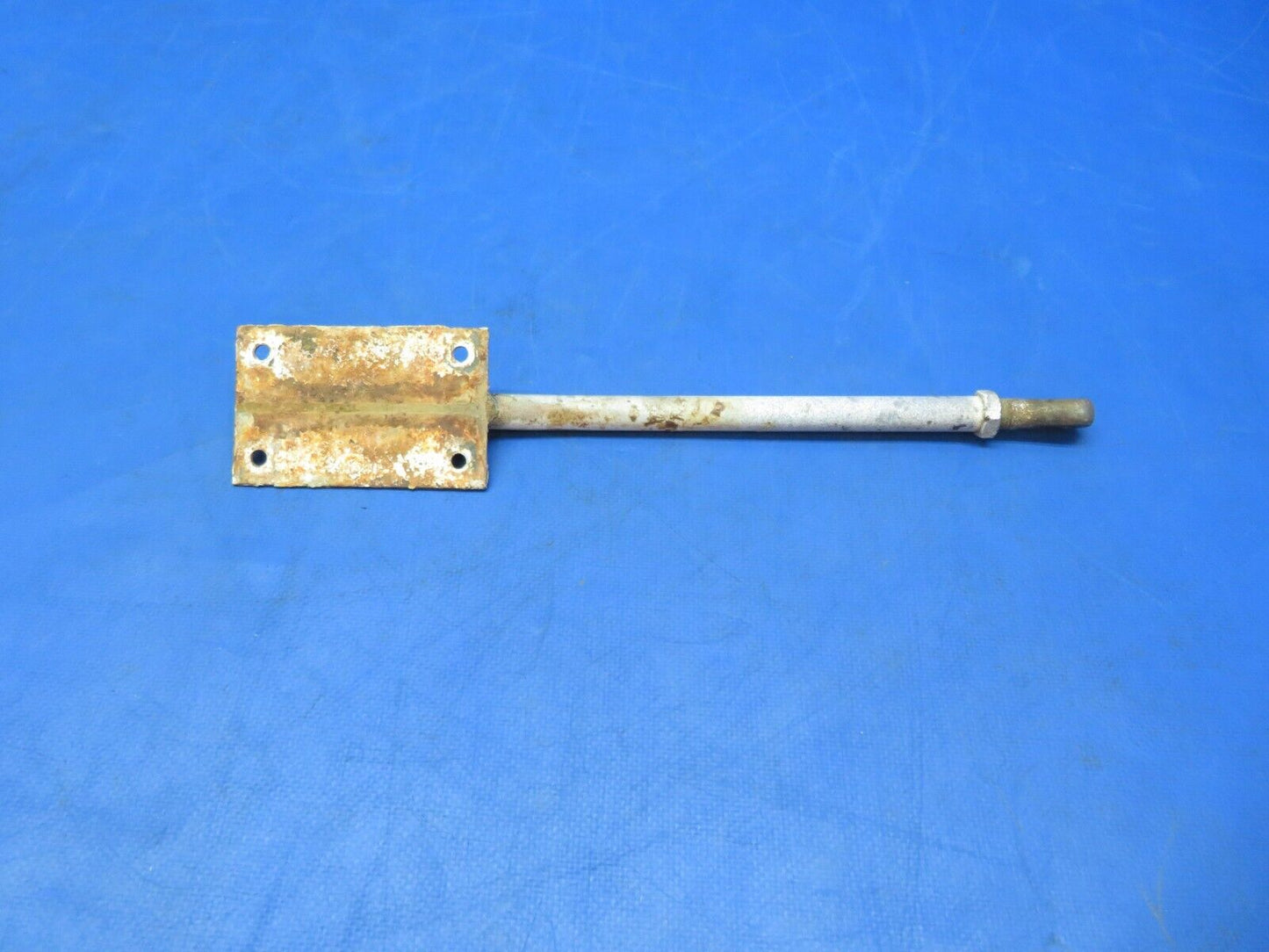 Piper PA-28-180 Stabilator Trim Arm Assy P/N 65248-00 (0723-702)